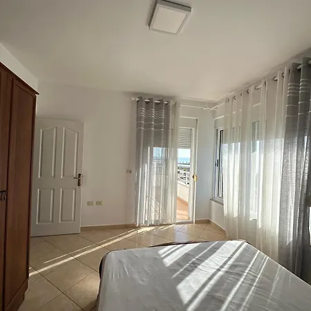 Apartament, Bellavista Qerret Apartamento *